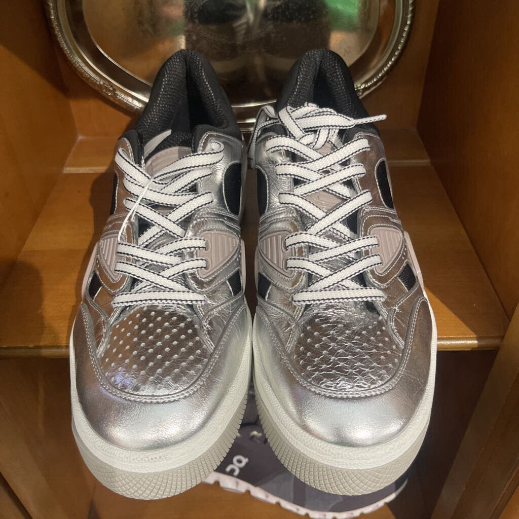 Gucci Basket Sneaker