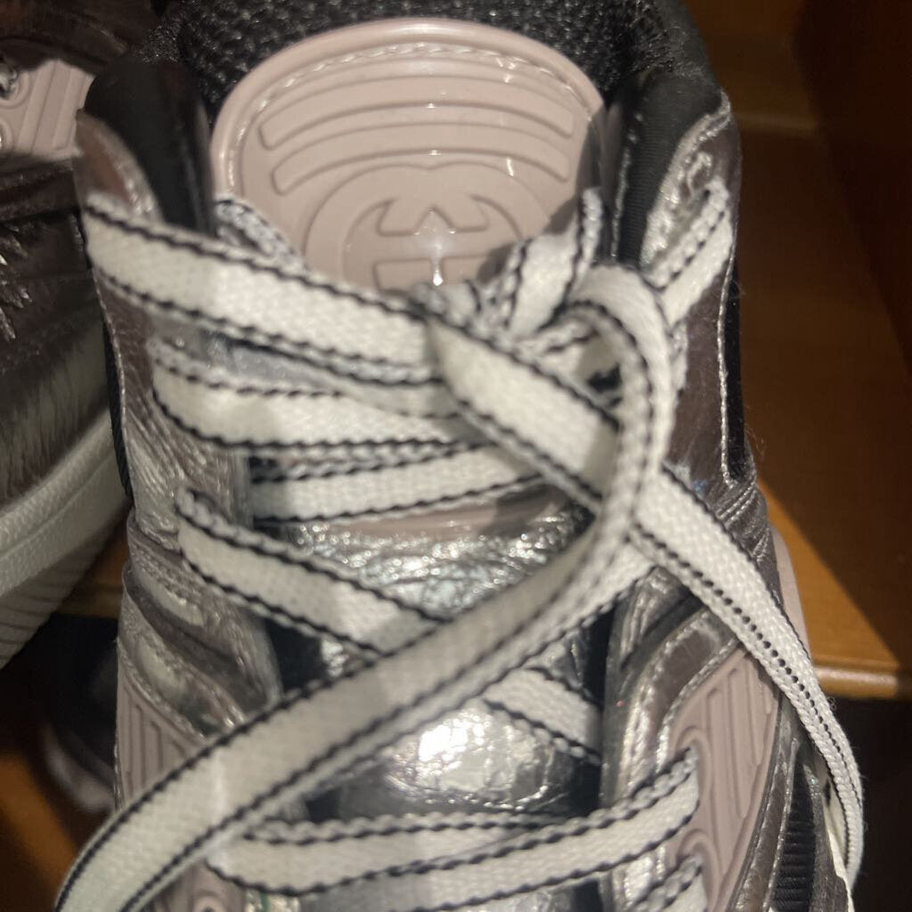 Gucci Basket Sneaker