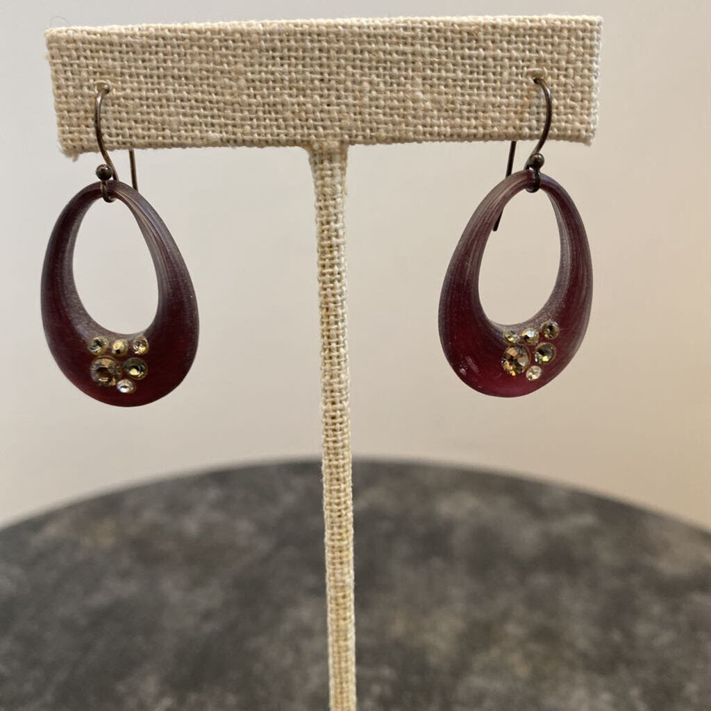 ABittar stone hoop