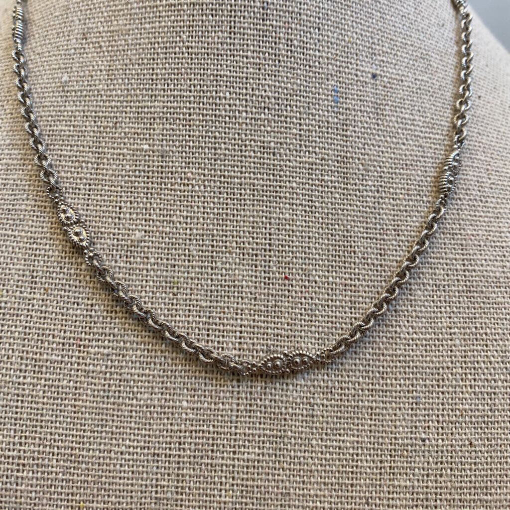 Paisley Chain Necklace