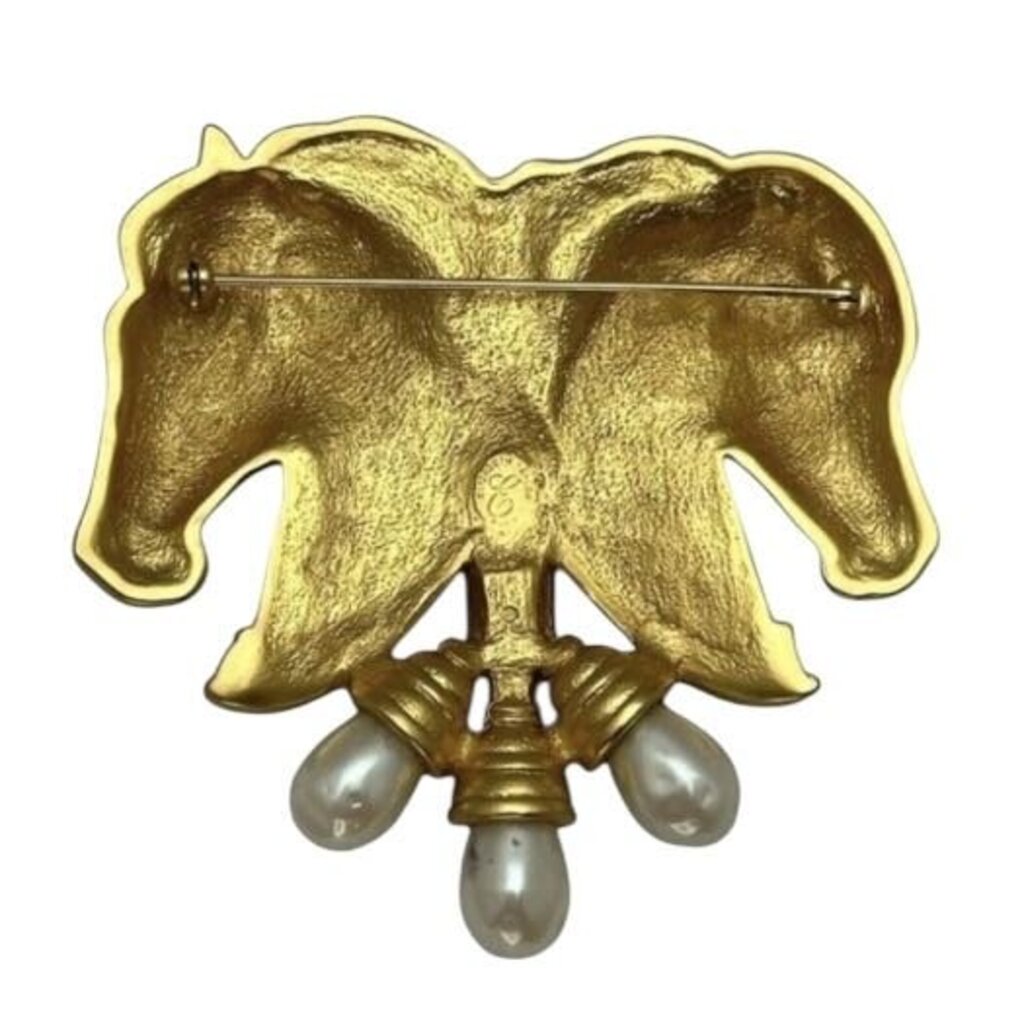 Vintage Hearts in Tandem Horses Brooch