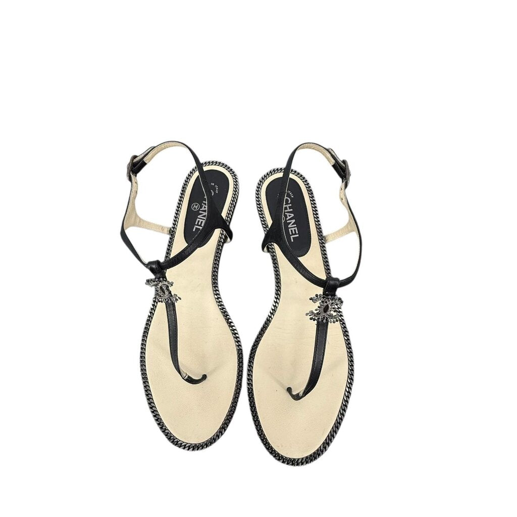 CC Logo Chain Thong Sandal