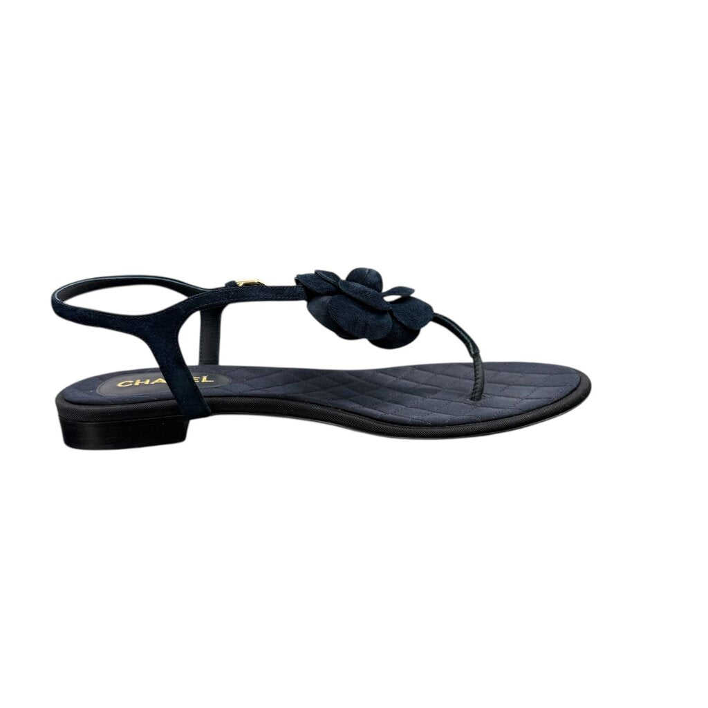Chanel Flwr Lamb Quilted Thong / ED4
