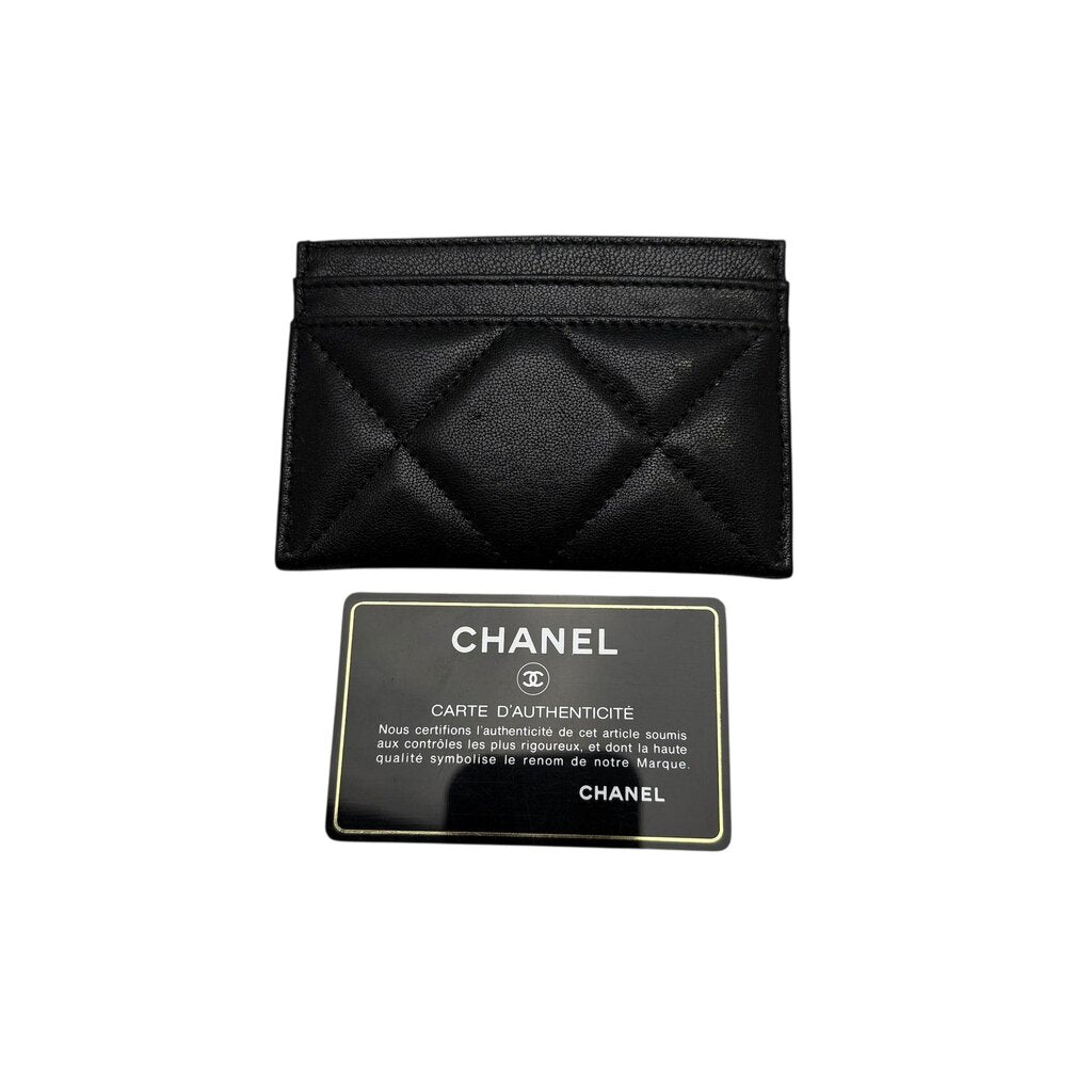Chanel 19 Lambskin Quilted Cardholder \ XFB4