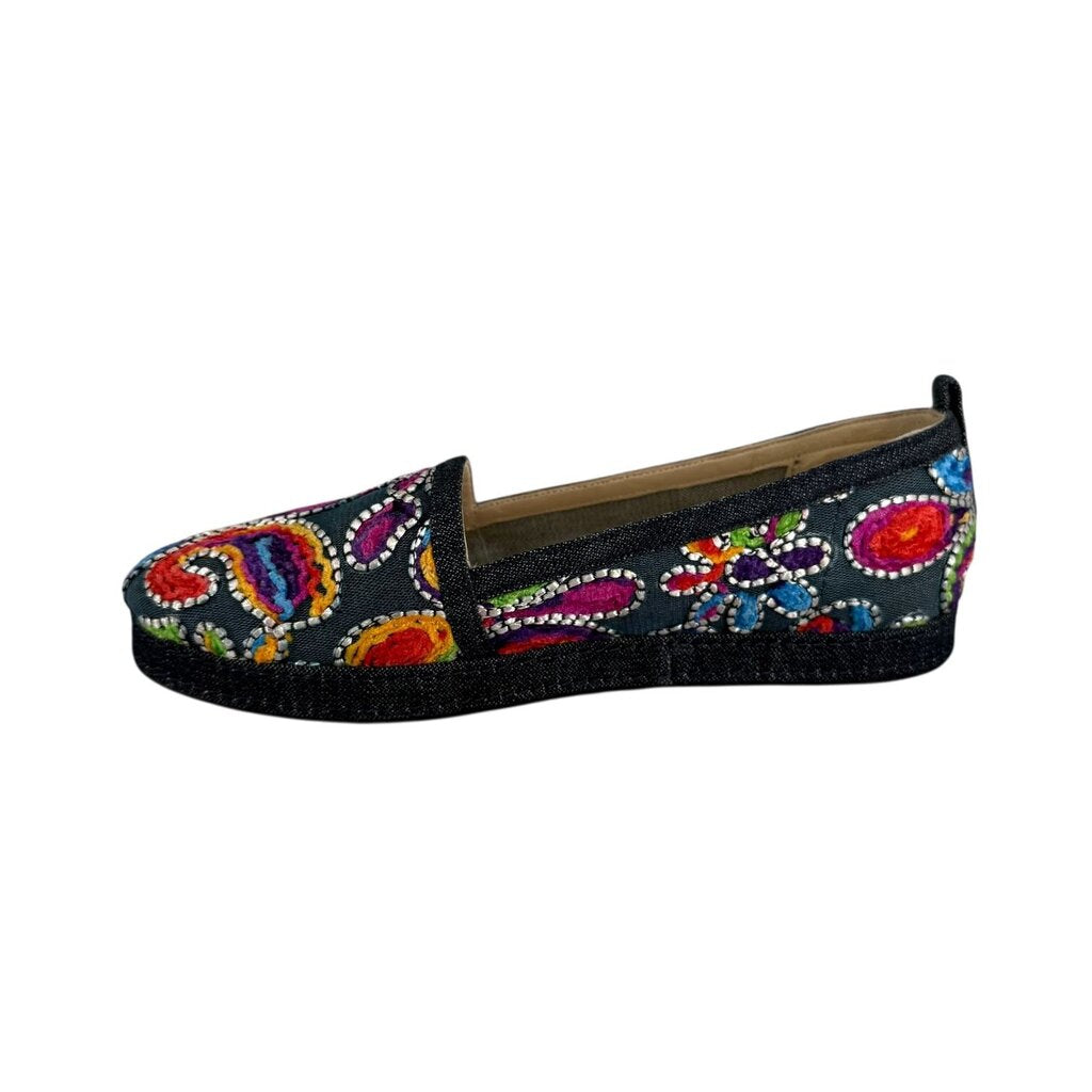 Embroidered Espadrille Flat / Eb6