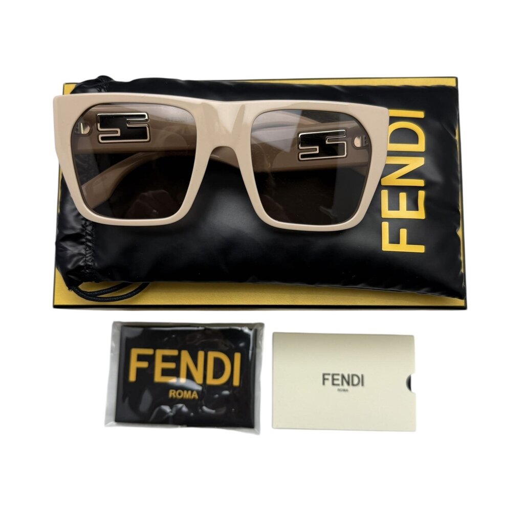 Fendi Baguette Square