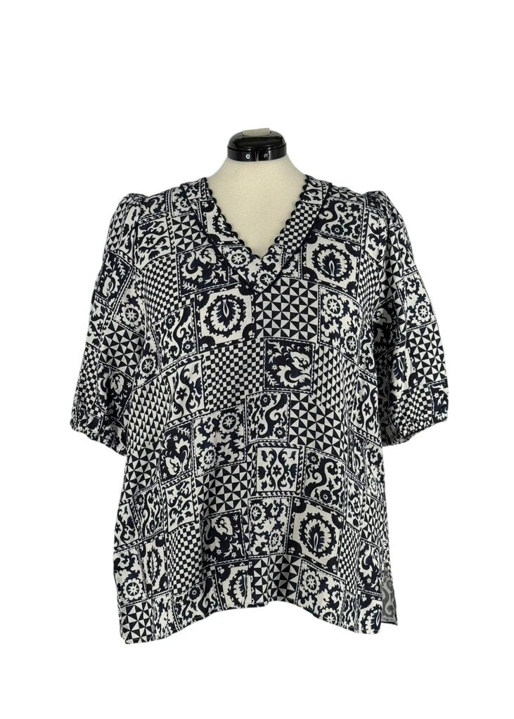 Print Squares VNeck Short Sleeve / IB5