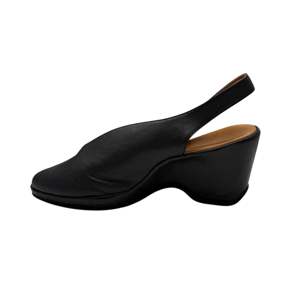 Odetta Peep Toe Slingback / ID5