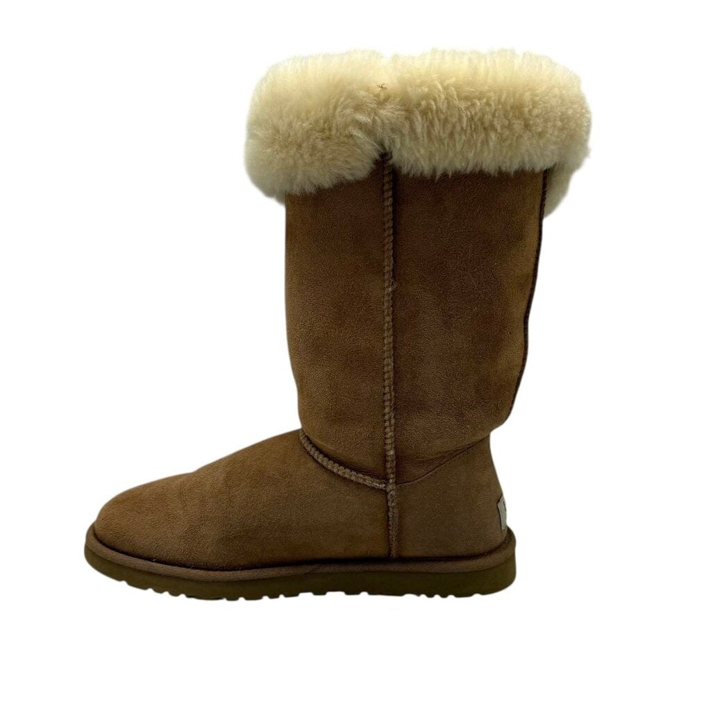 Bailey Button Triplet Boot