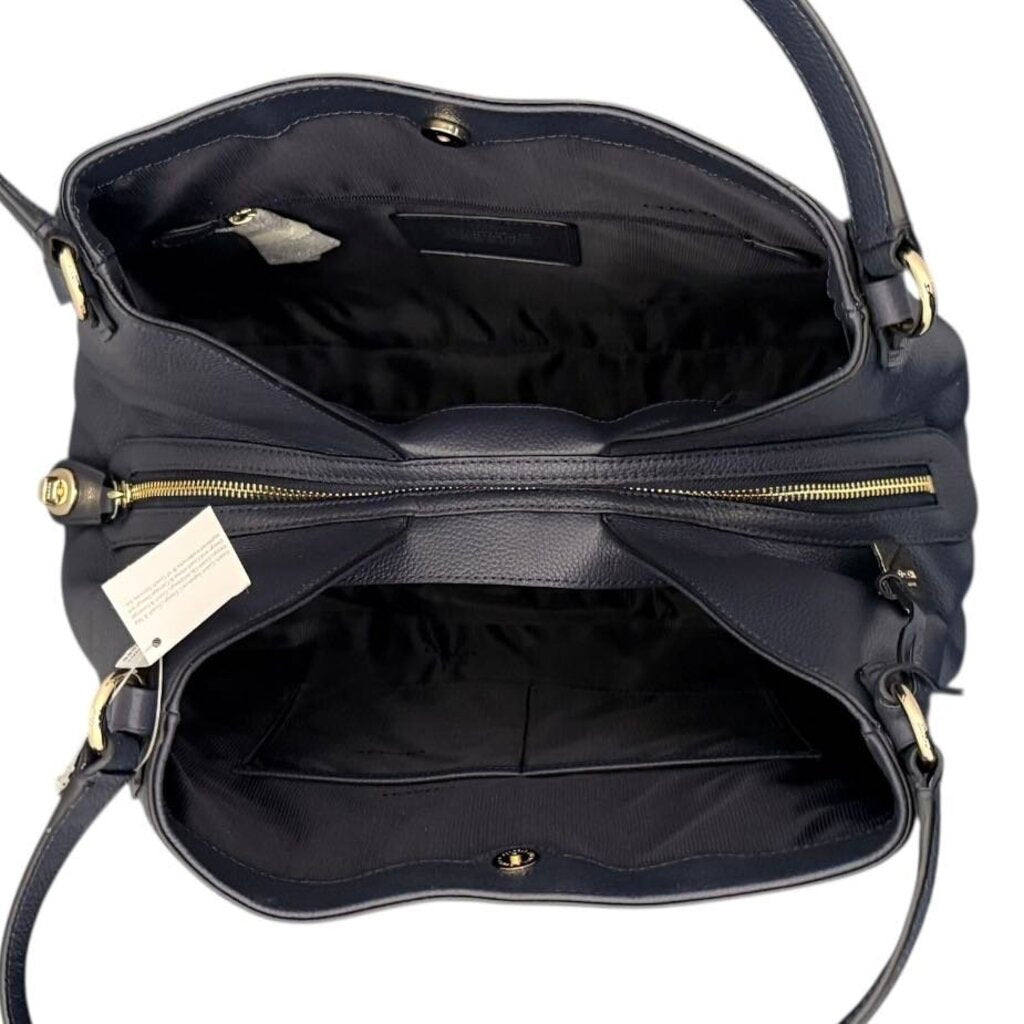 Edie Refined Pebbled Leather 31 \ LC5