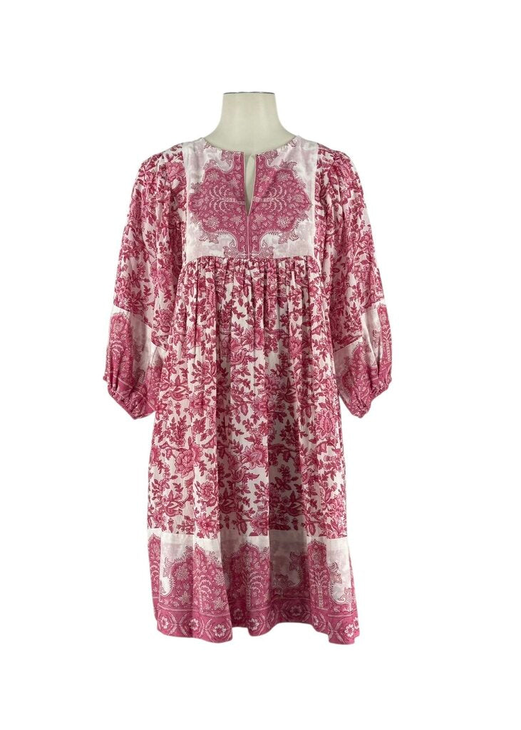 Islapayal Knee-Length Pink Dress