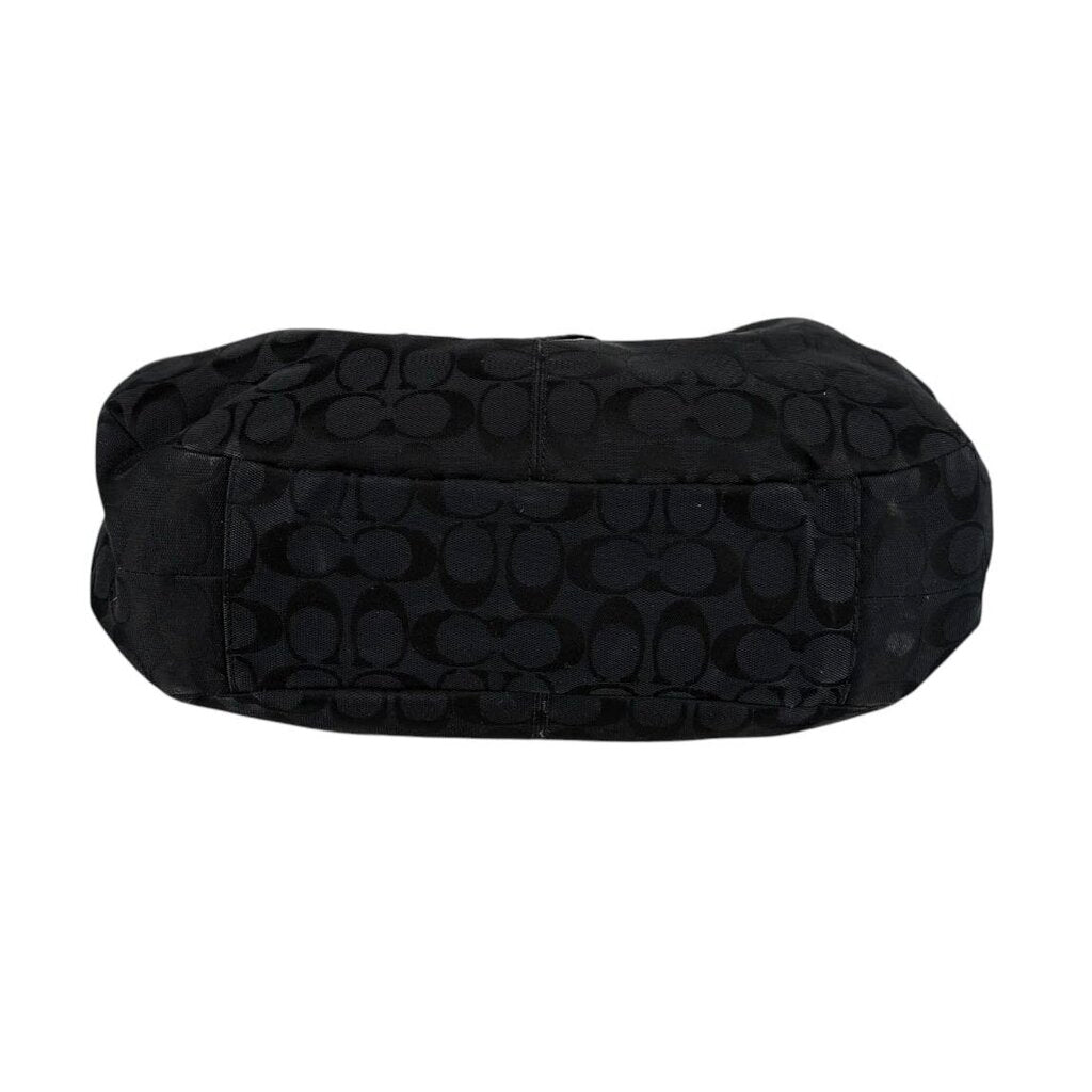 Lynn Soho CC Buckle Hobo Bag