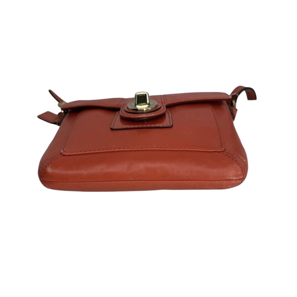 Peyton Cargo Leather Turnlock Crossbody / GD6