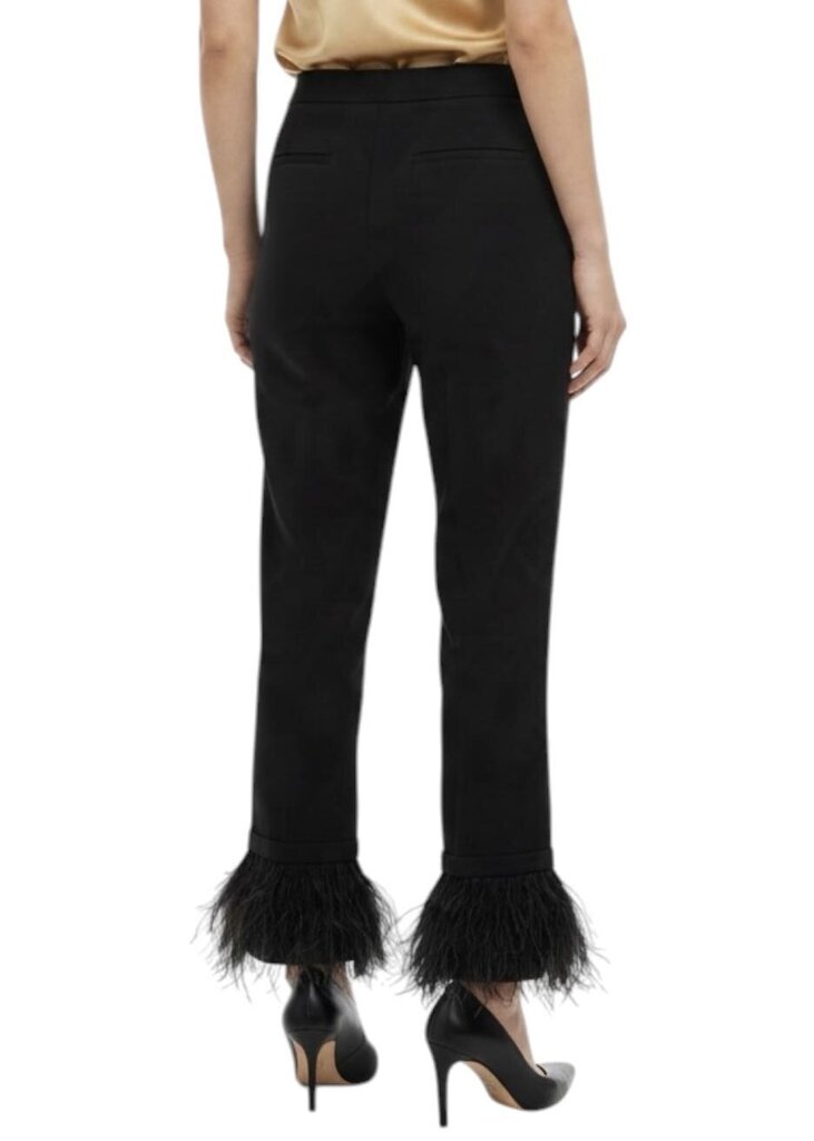 Short Weekend Feathers Hem