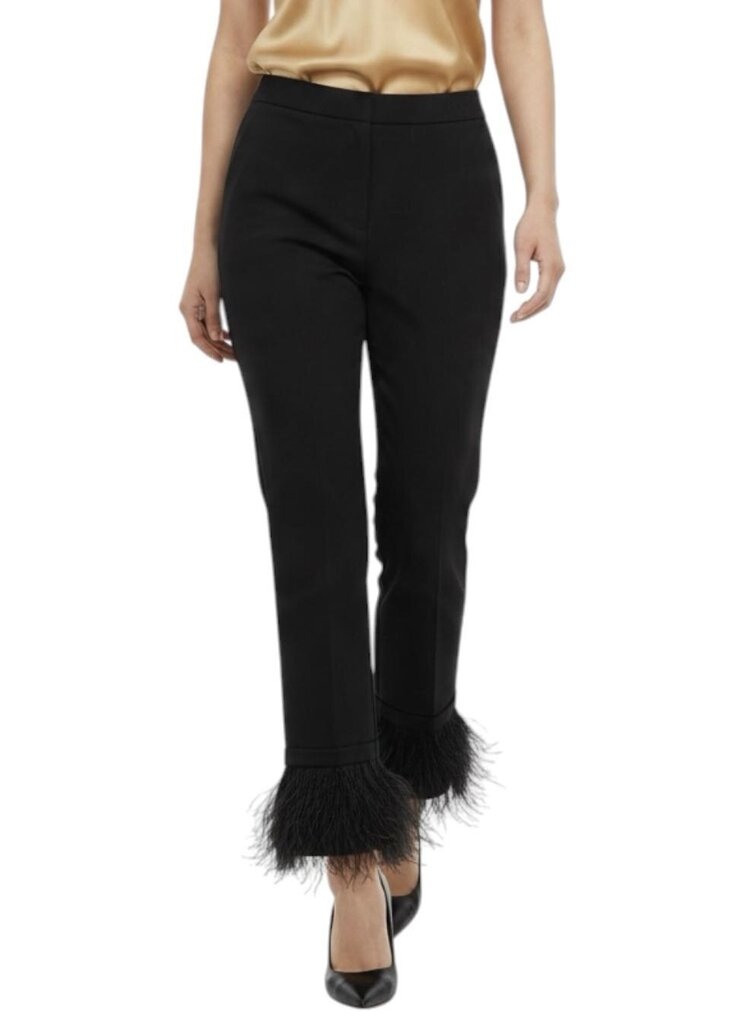 Short Weekend Feathers Hem
