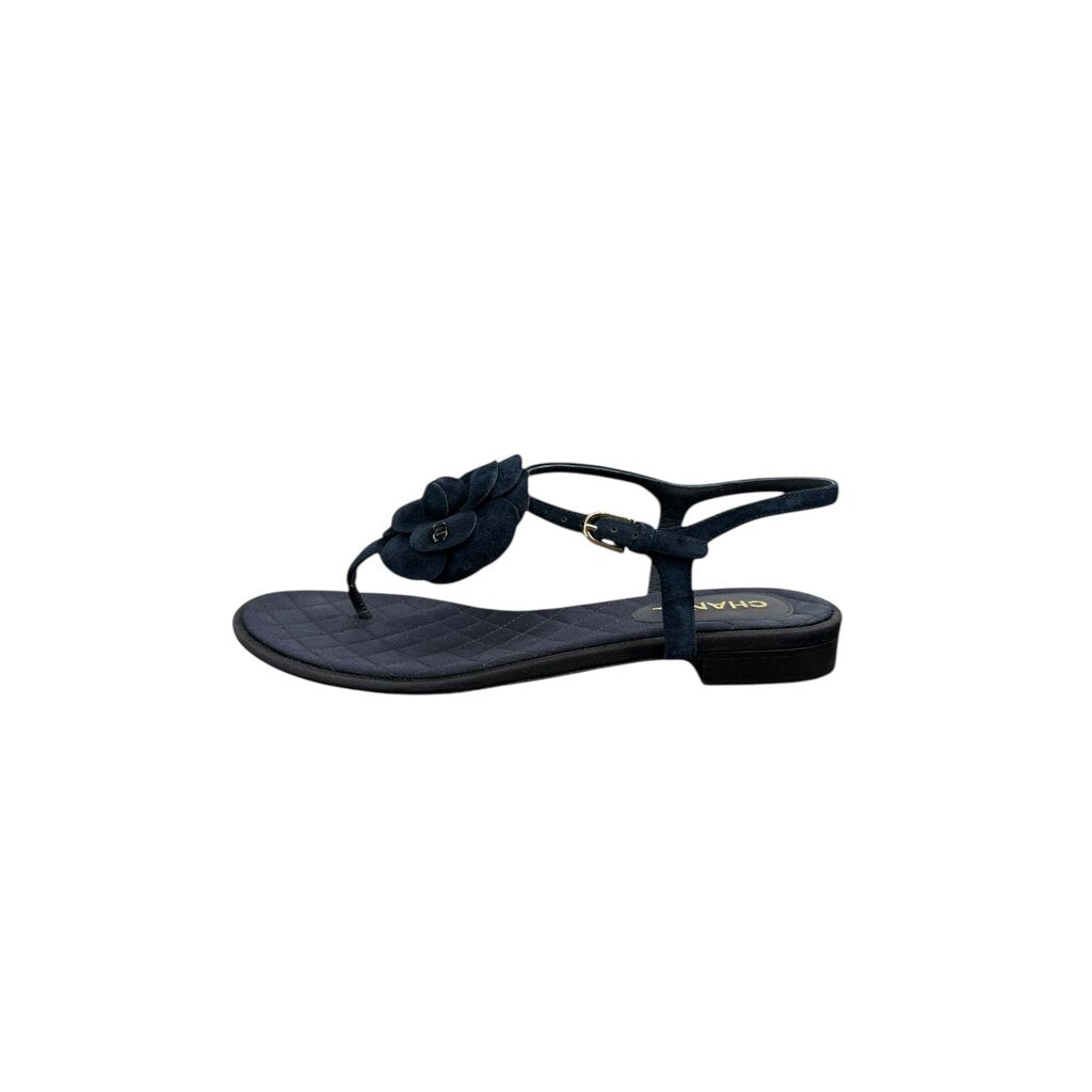 Chanel Flwr Lamb Quilted Thong / ED4