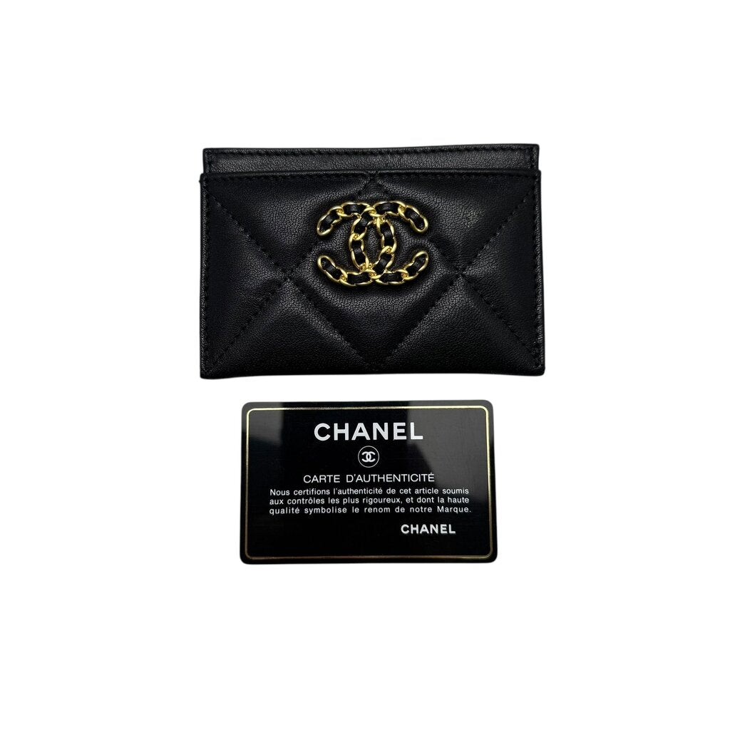 Chanel 19 Lambskin Quilted Cardholder \ XFB4