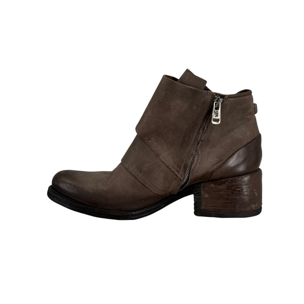 A.S. 98 Olin 2 Buckle Lt Gray Bootie (NWT) \ iB5