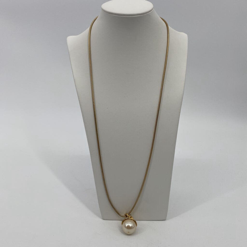 Slinky Chain w Large pearl Blossom / JC4