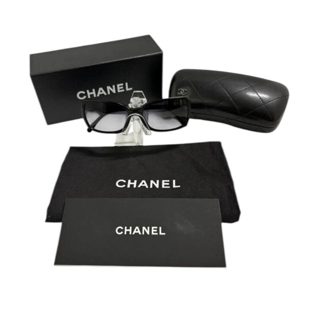 Bouton Sunglasses