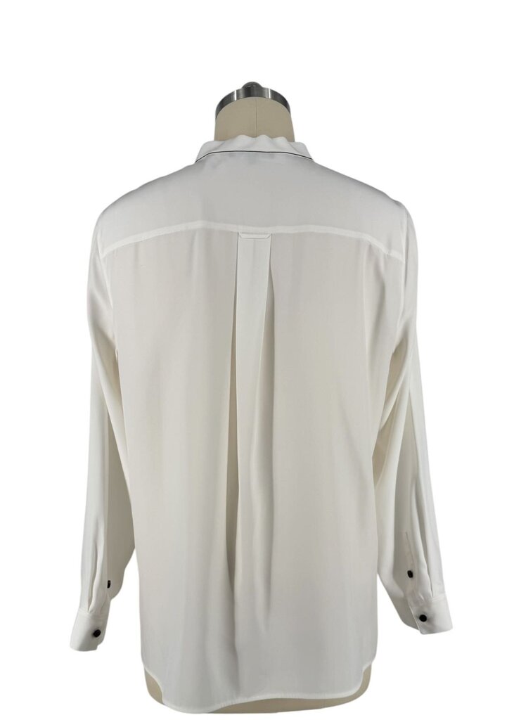 Long Sleeve Henley \ EB6