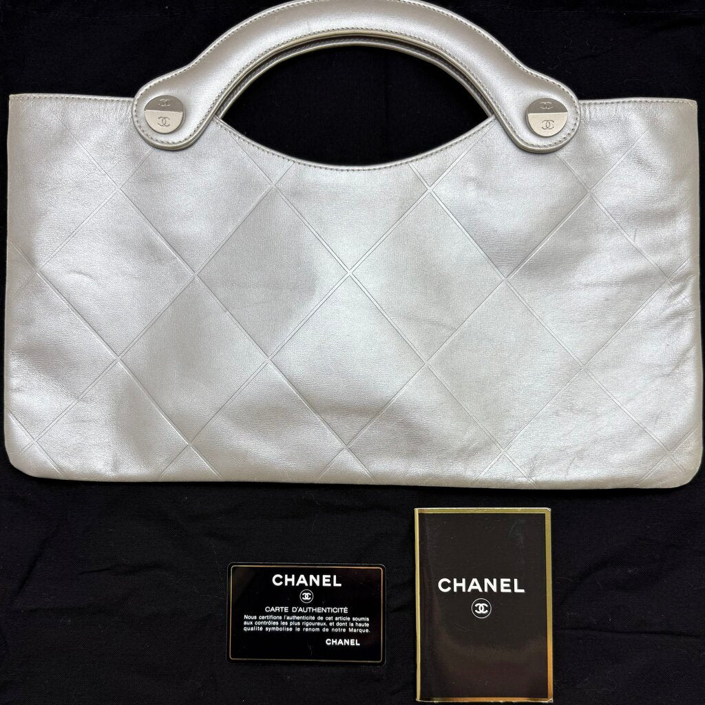 Chanel Top Handle Clutch Tote with Oversized Quilted Topstitch Handbag with CC Button Details