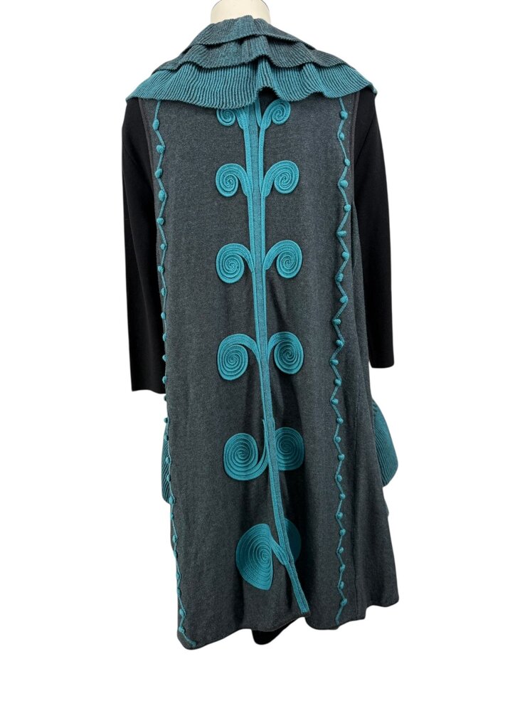 Ruffled Embroidered Cardigan / JC5