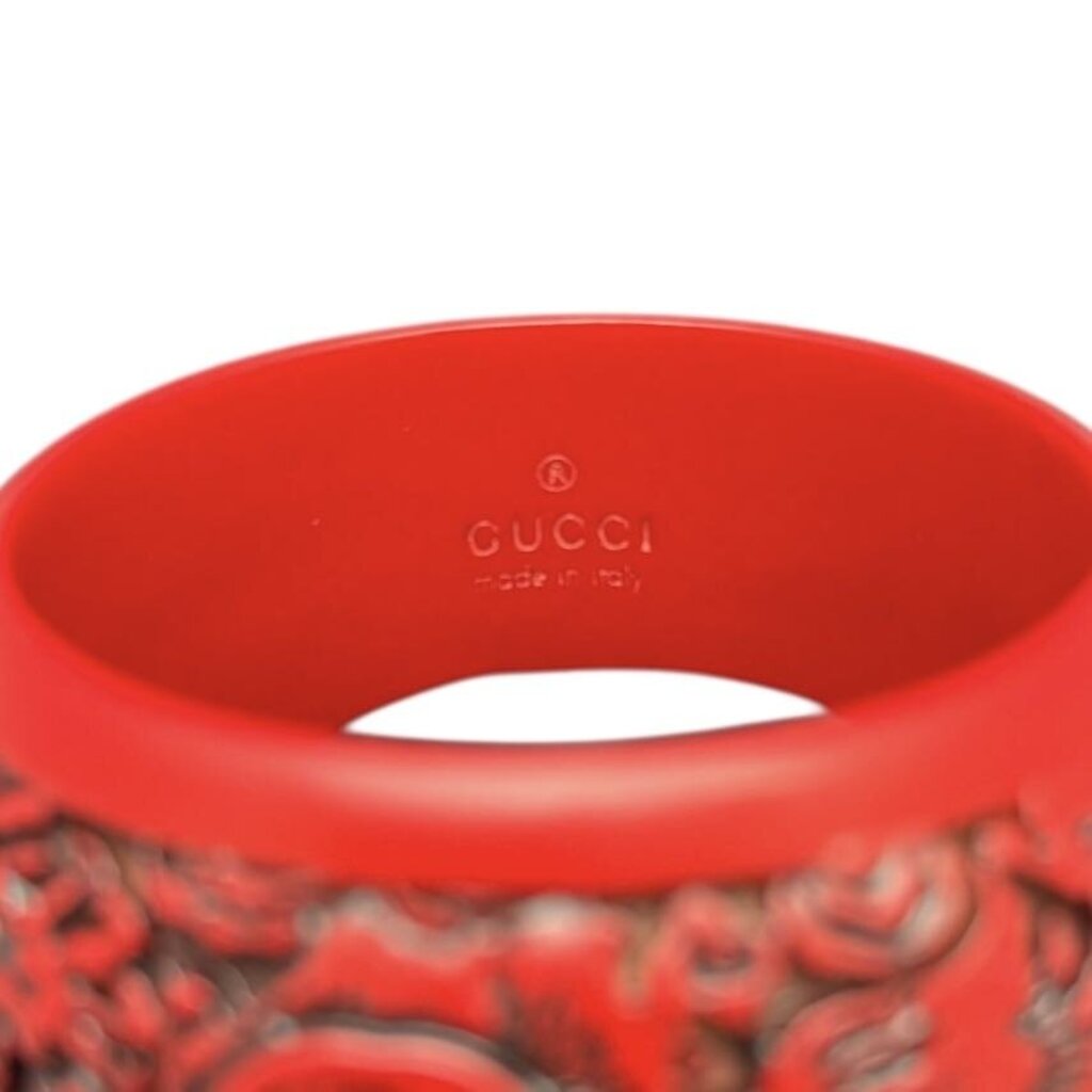 Gucci Carved Bangle