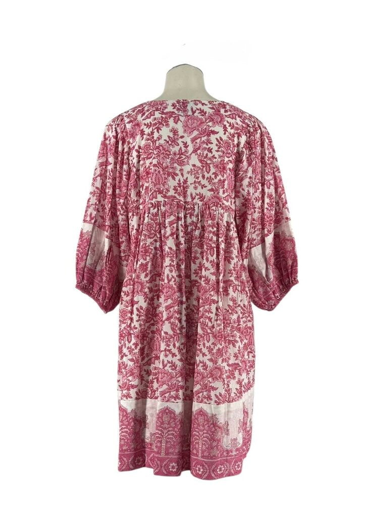 Islapayal Knee-Length Pink Dress