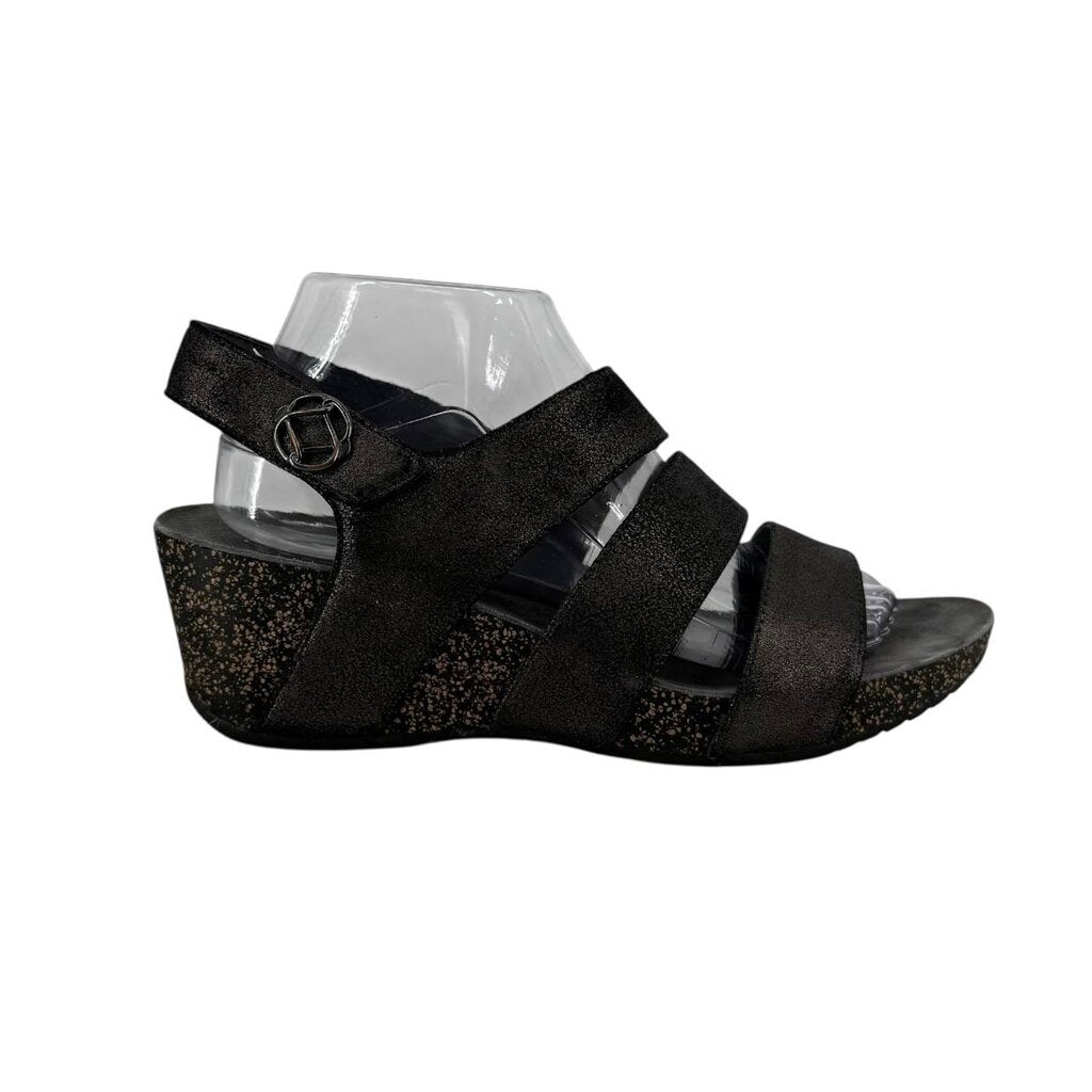 Roxie Milled Nubuck Sandal