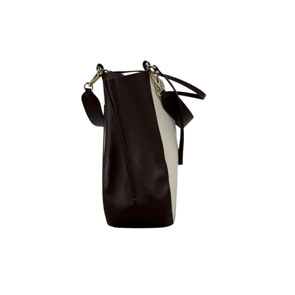 Hortensia Rounded Leather Handbag