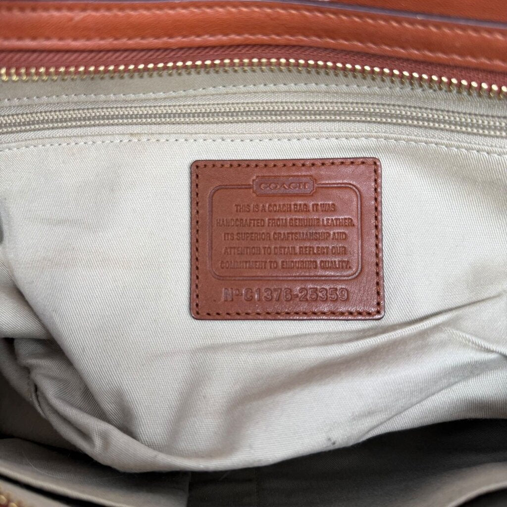 Legacy Chelsea Leather Turnlock / GD6